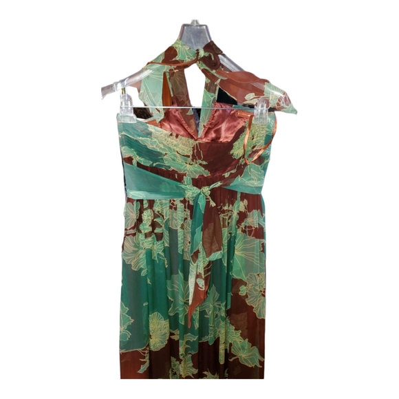 Nicole by Nicole Miller, silk formal gown. Size 8 - Picture 5 of 12